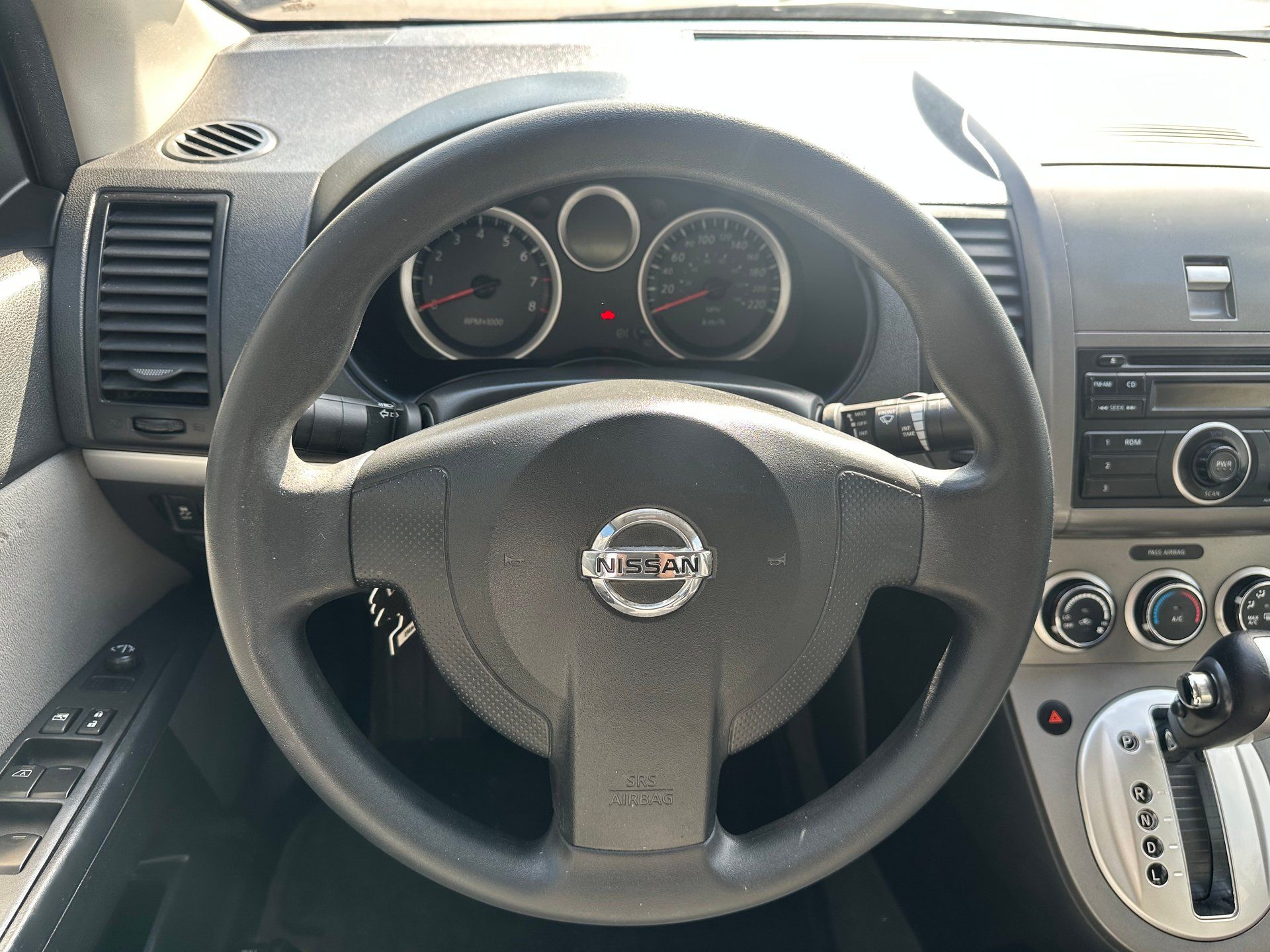 Nissan Sentra 2012 - Thumbnail 18