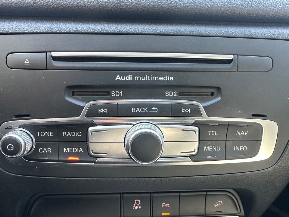 Audi Q3 2018 - Image 20