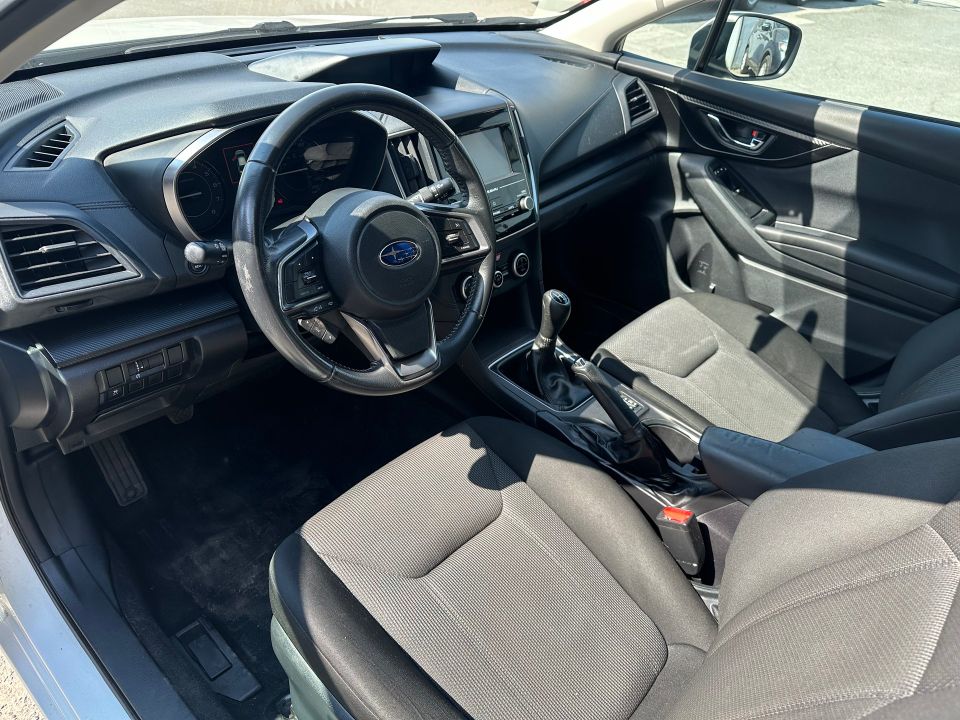 Subaru Impreza 2018 - Image 15