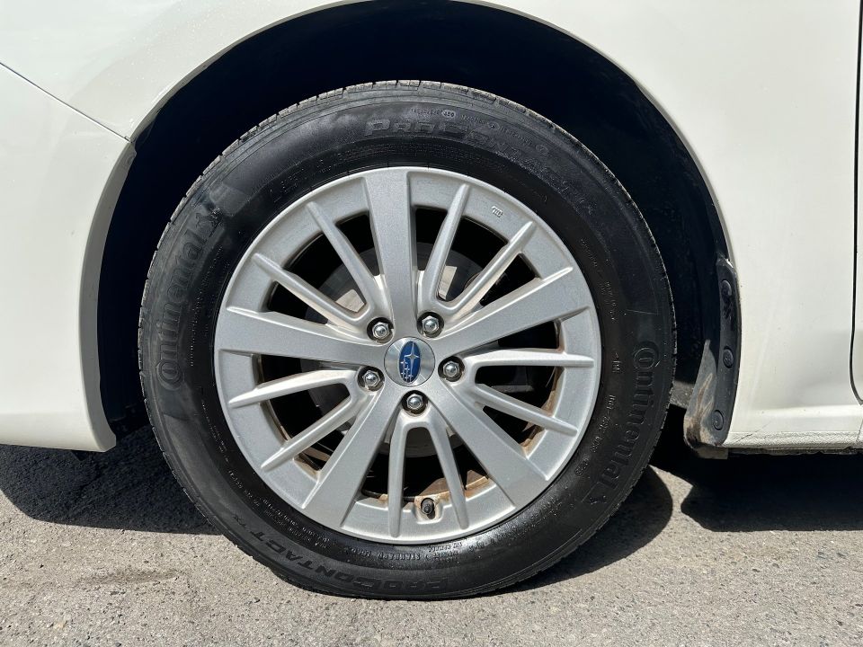 Subaru Impreza 2018 - Image 25
