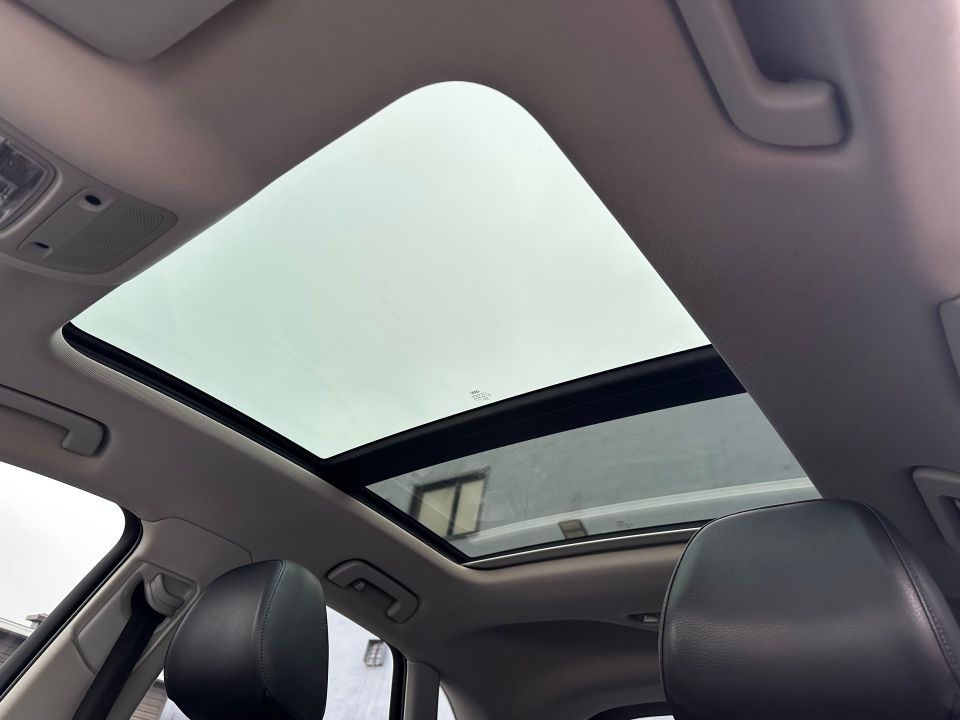 Audi Q3 2018 - Image 24
