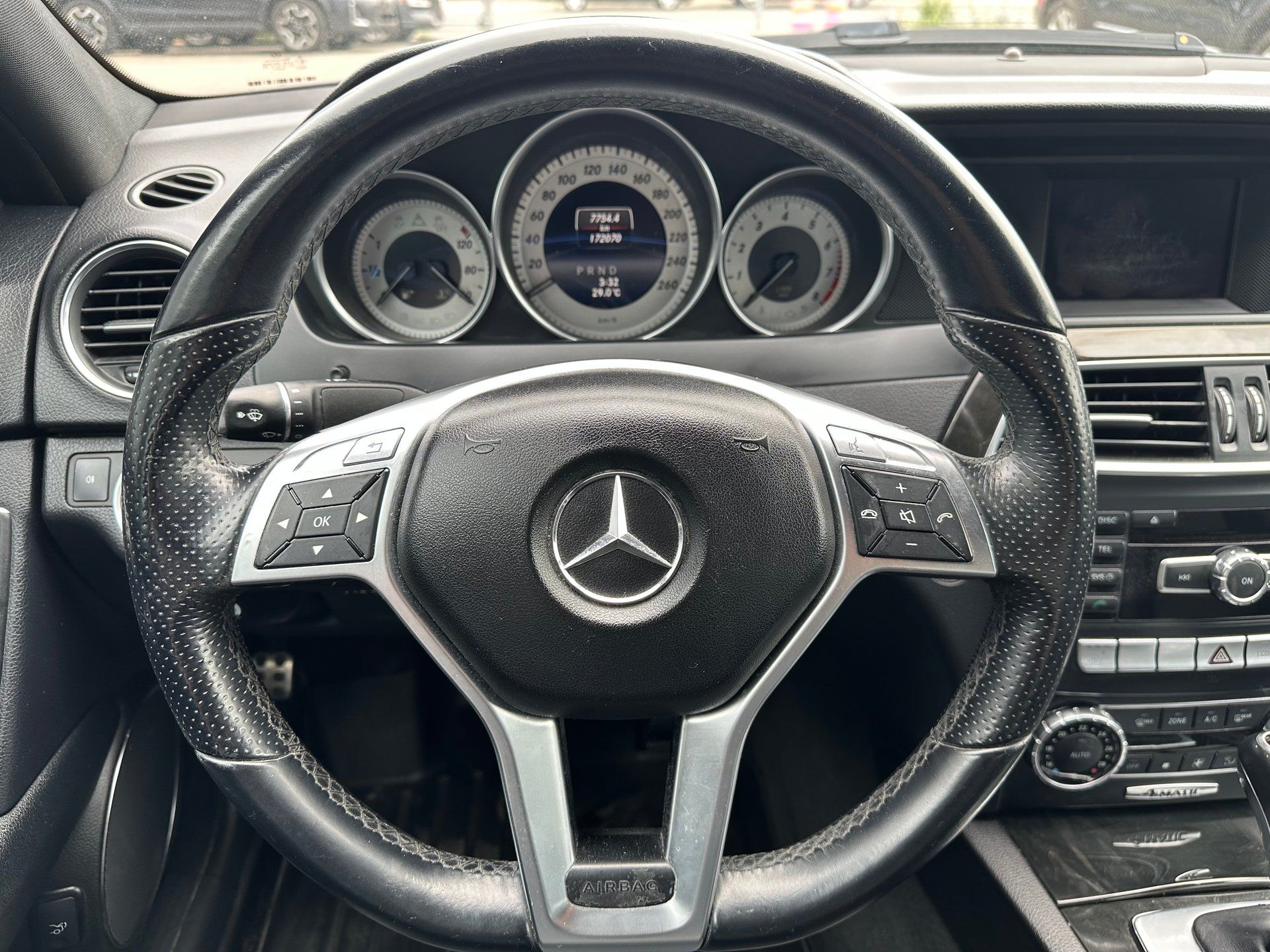 Mercedes-Benz C 300 2014 - Thumbnail 19