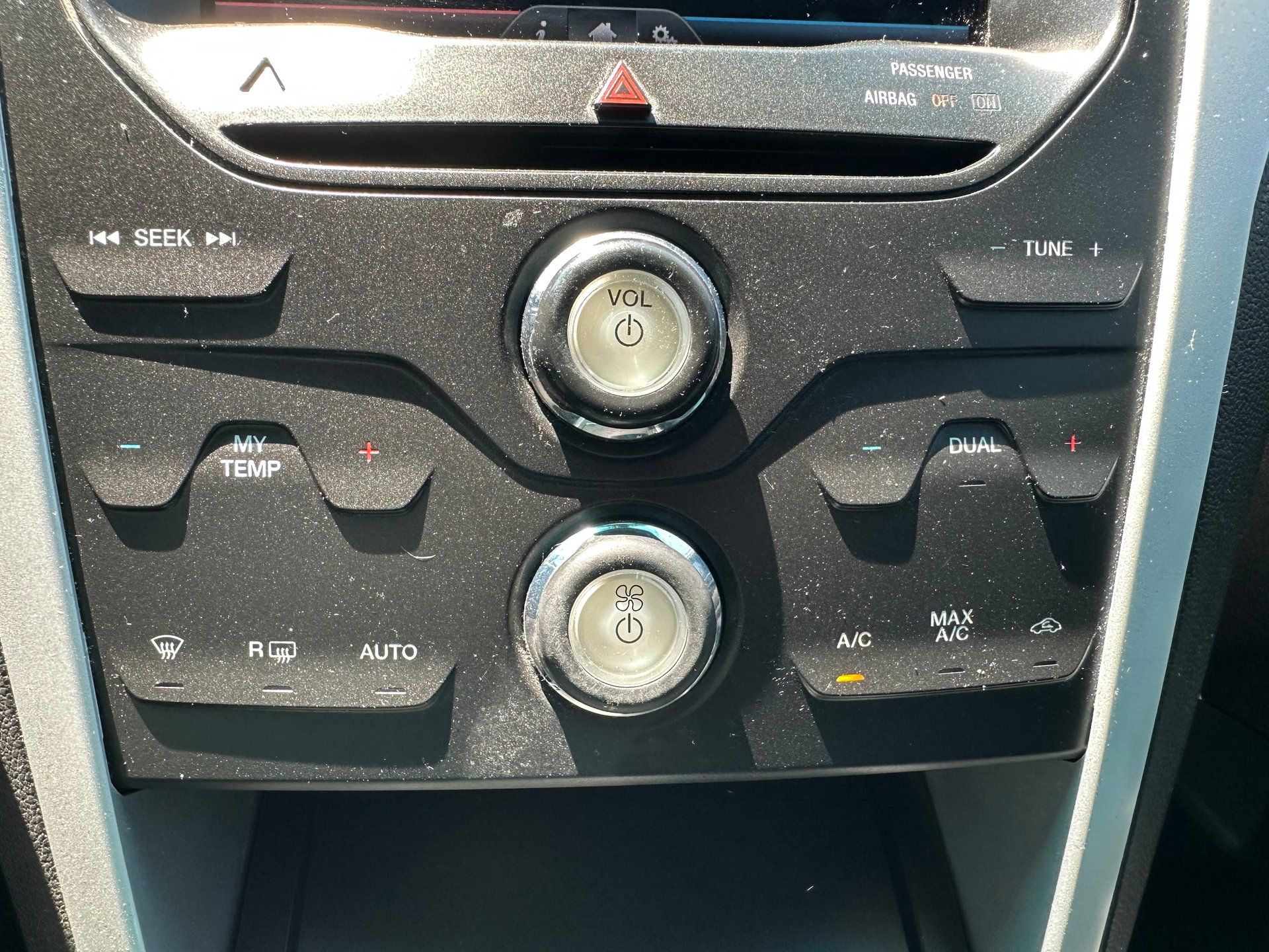 Ford Explorer 2014 - Thumbnail 20