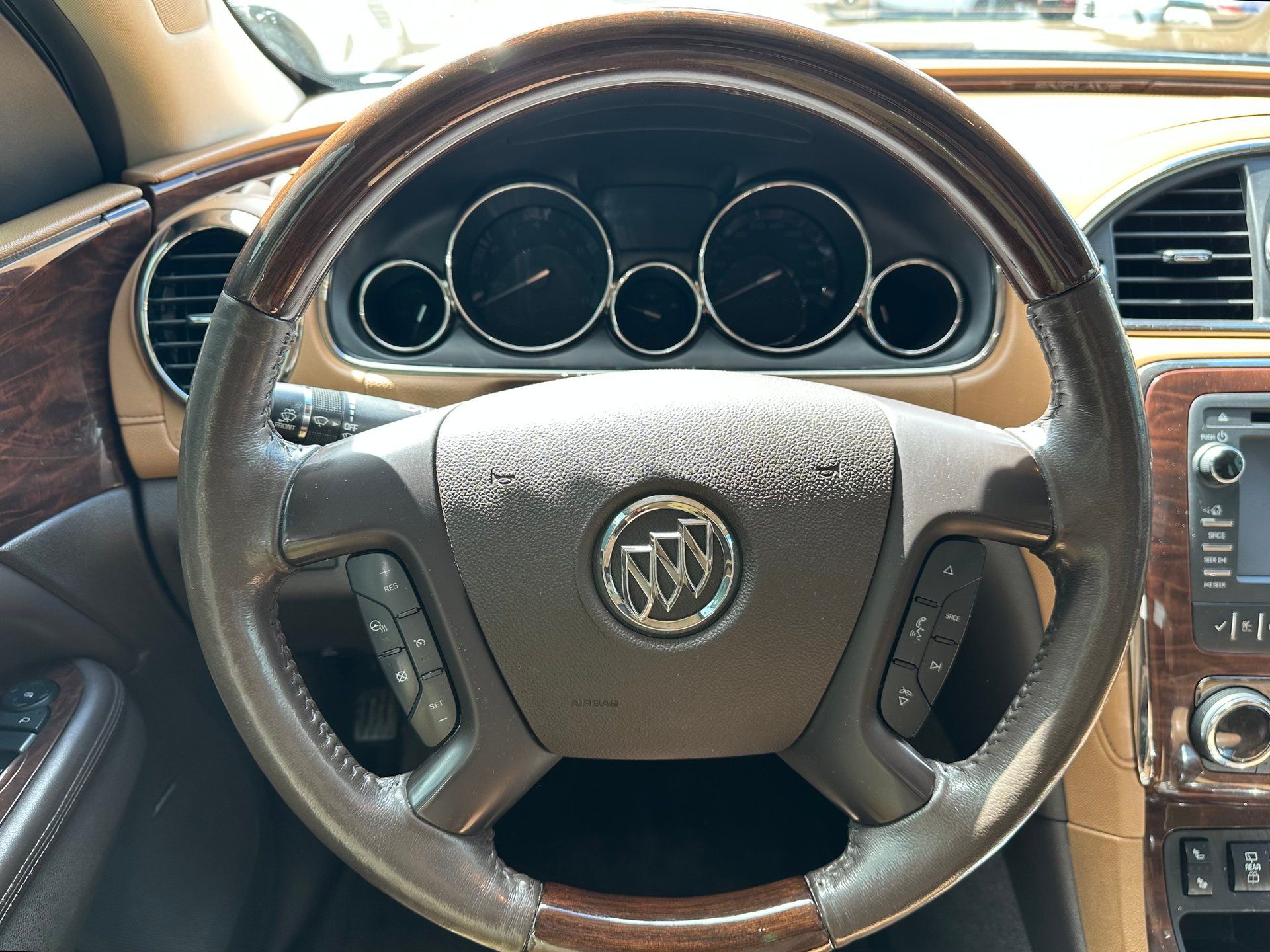 Buick Enclave 2015 - Thumbnail 18