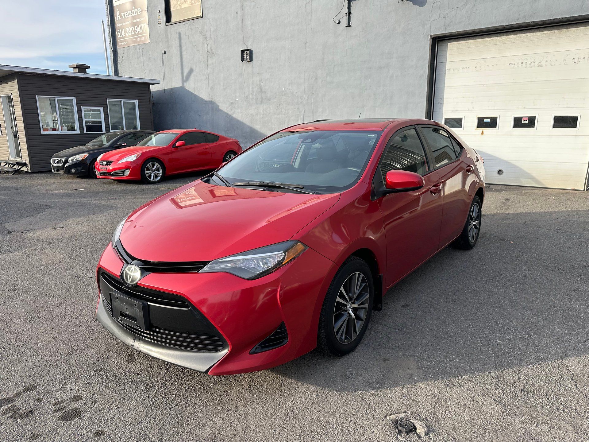 Toyota Corolla 2017 - Thumbnail 2